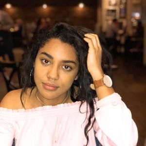 Meet your Posher, Gaby